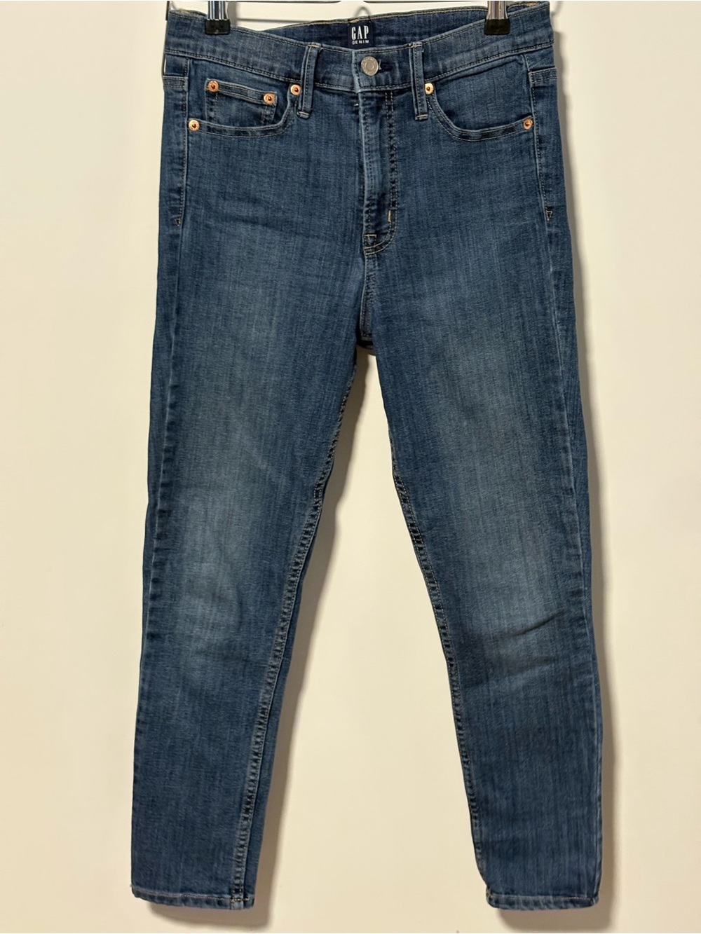 GAP Women's True Skinny Dark Blue Jeans